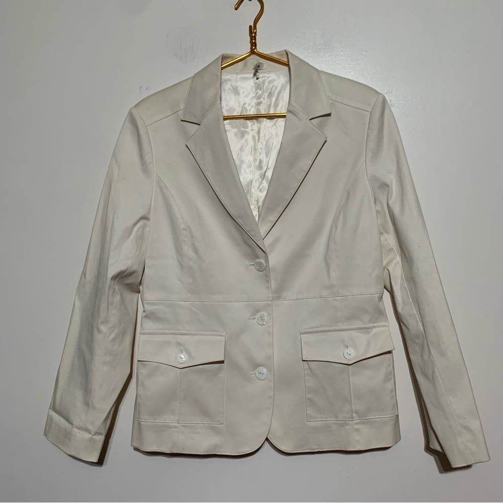 Reba Women's Ivory Blazer